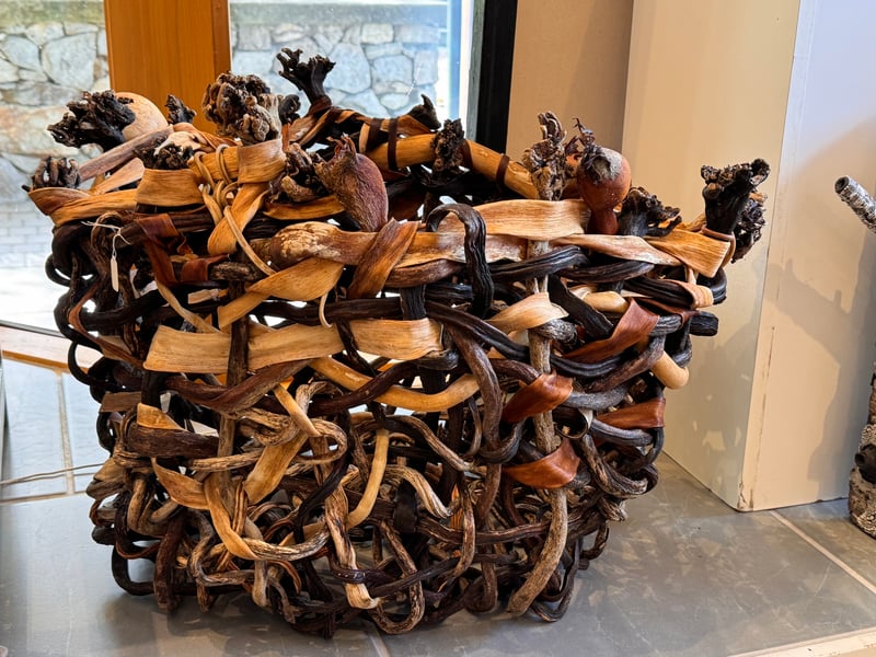 Large mixed Kelp Basket