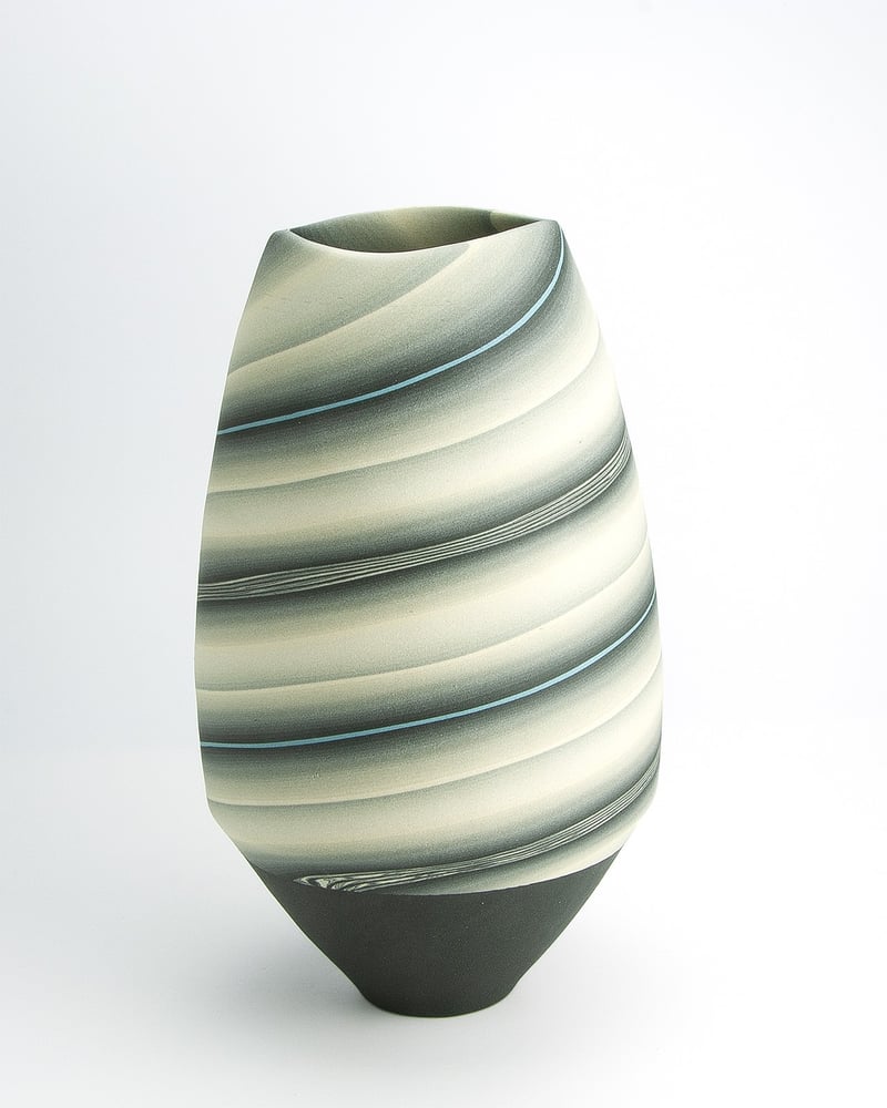 Neriage Vase II