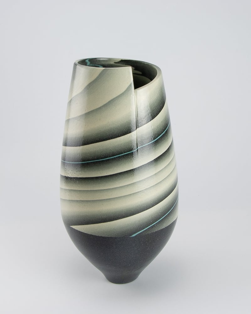 Neriage Vase III