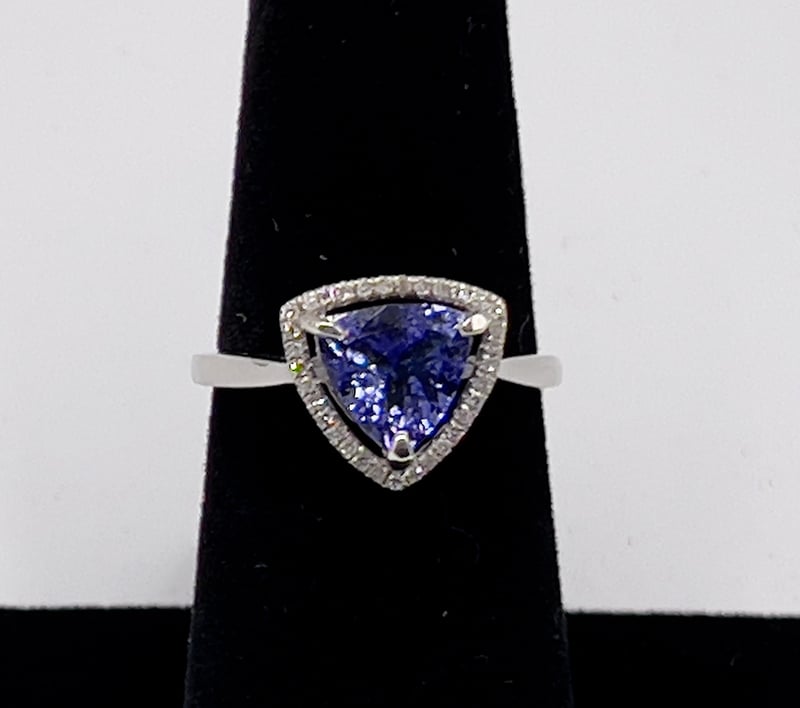 Tanzanite and Diamond Ring