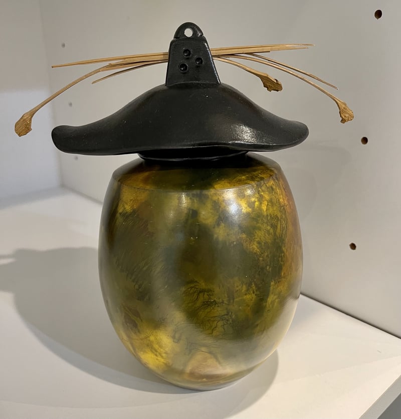 Small Round Vase with Top